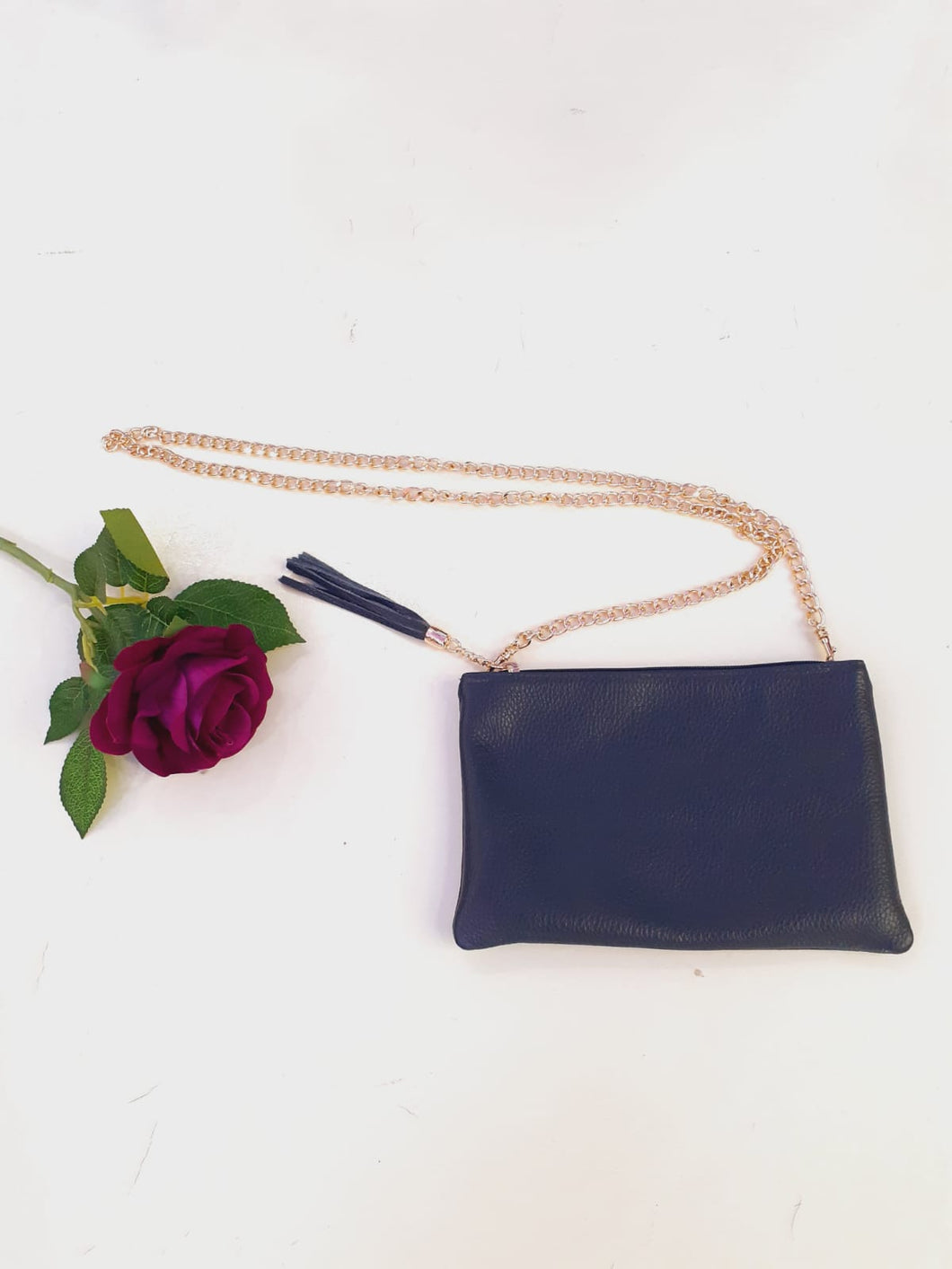 Pochette vera pelle blu